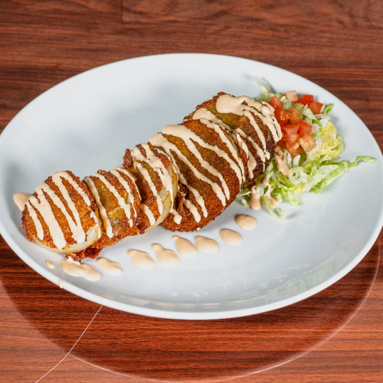 Fresh Guacamole and Mexican Favorites